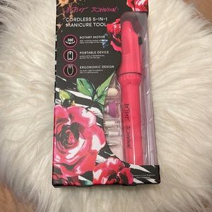 Betsey Johnson Cordless 5 in 1 manicure 💅 tool